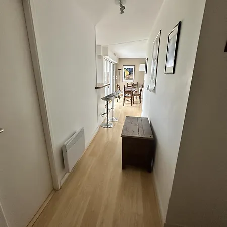 아파트 Proche Mer, Terrasse Et Wifi, Aux Minimes