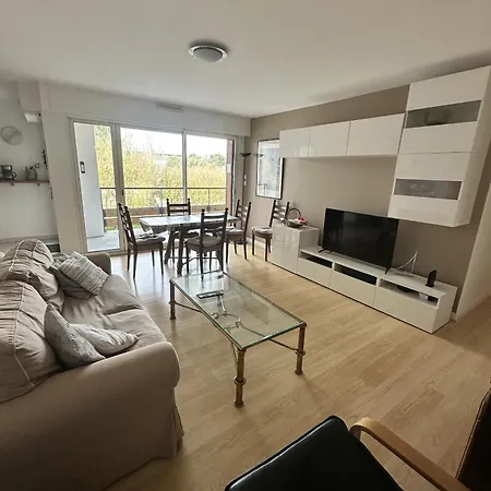 아파트 Proche Mer, Terrasse Et Wifi, Aux Minimes